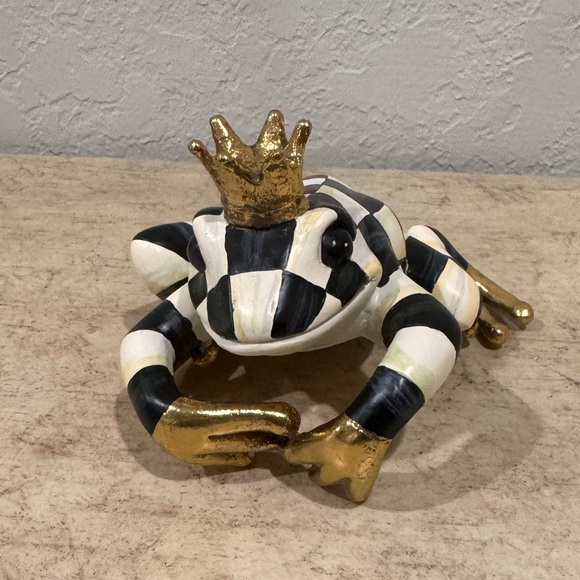 Mackenzie Childs Frog Pot Climber - Picture 3 of 4